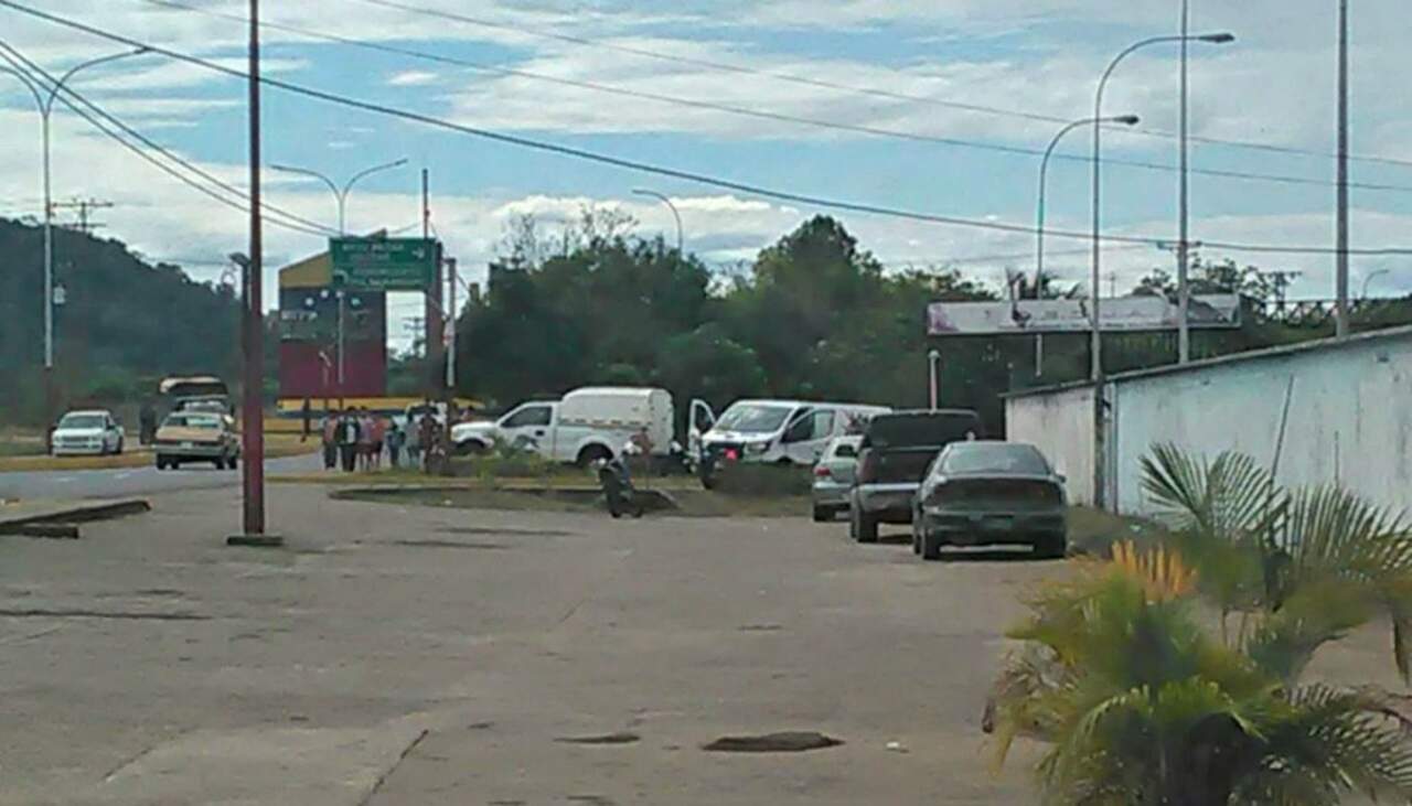 El gobernador opositor del Amazonas, Liborio Guarulla, confirmó la información a The Associated Press. El centro de detenidos se ubica en la ciudad sureña de Puerto Ayacucho. (ESPECIAL)