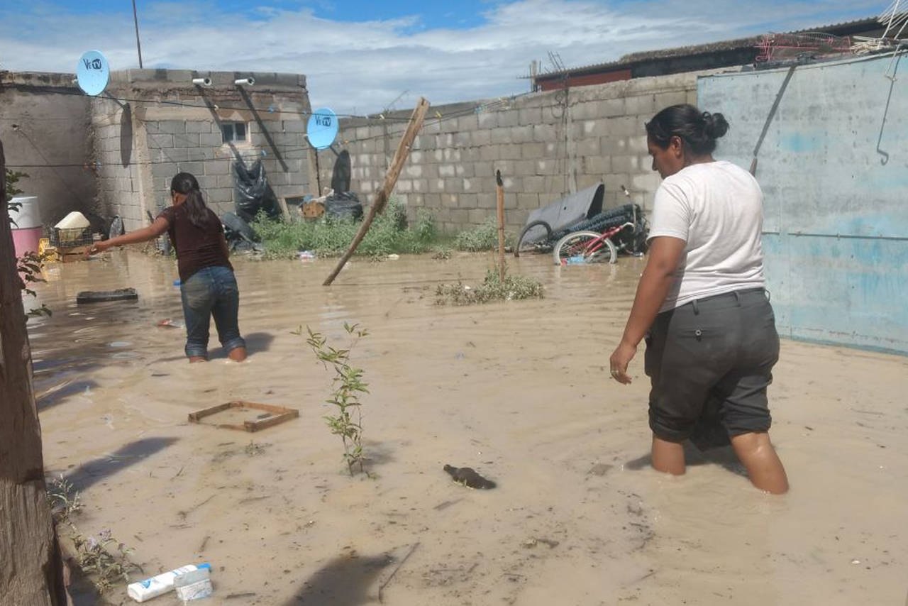 Lluvia. Ceballos amanece bajo el agua, hay más de 100 viviendas afectadas, 12 con daños graves. (NORMA IBARRA)