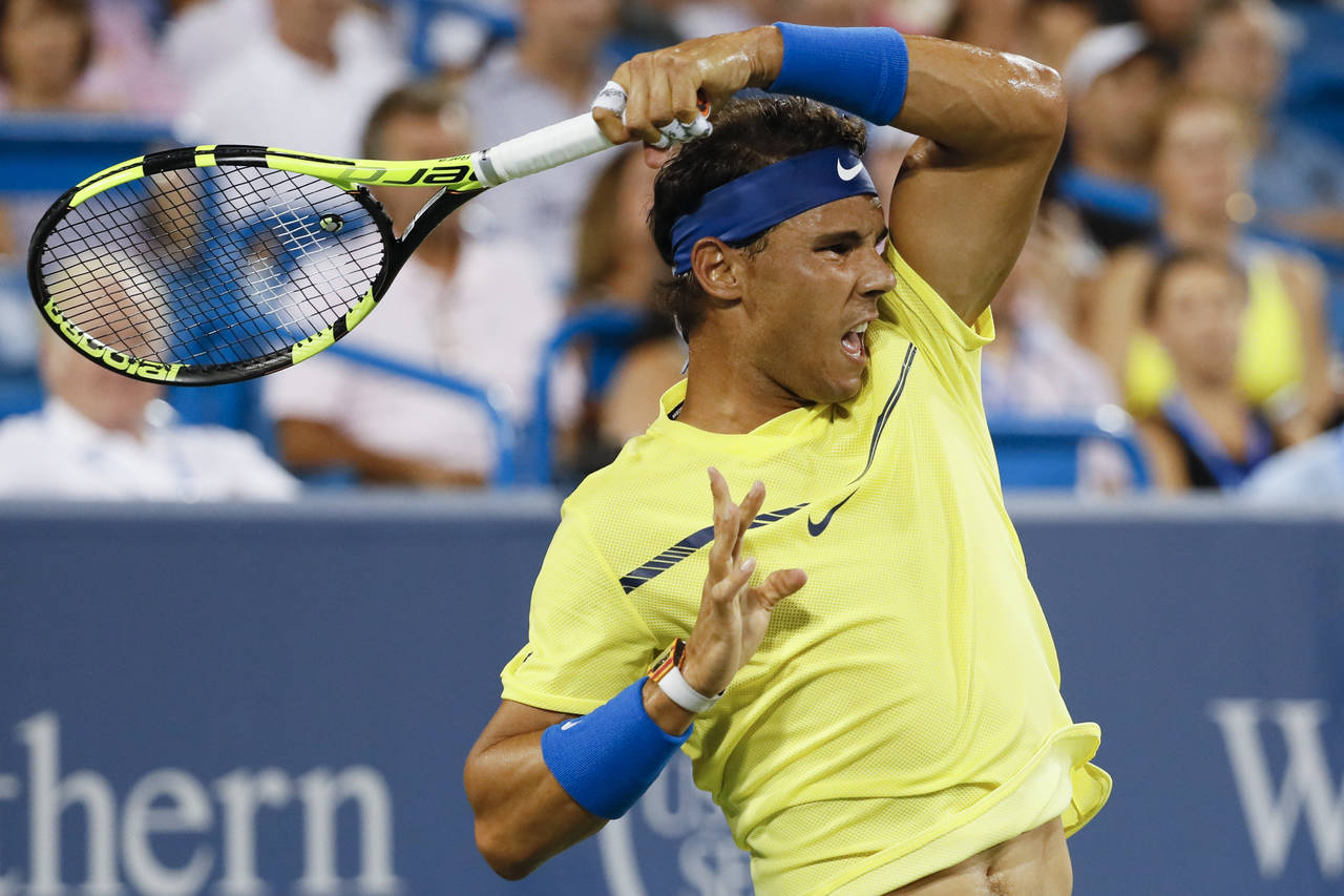 Rafael Nadal se impuso 6-3, 6-4 a Richard Gasquet y avanzó a los octavos de final del Masters 1000 de Cincinnati. (AP)