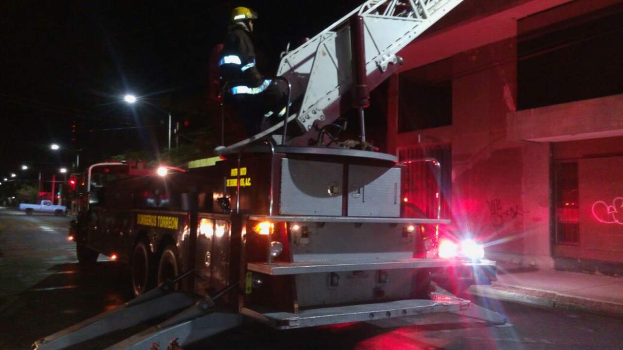 La energía eléctrica fue cortada. (EL SIGLO DE TORREÓN)