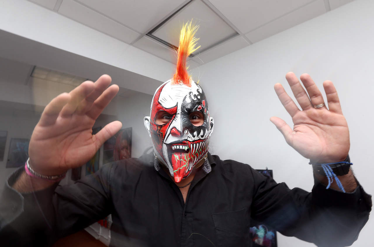 Psycho Clown y Doctor Wagner Jr. se enfrentarán en duelo de máscara contra máscara este sábado. (Notimex)