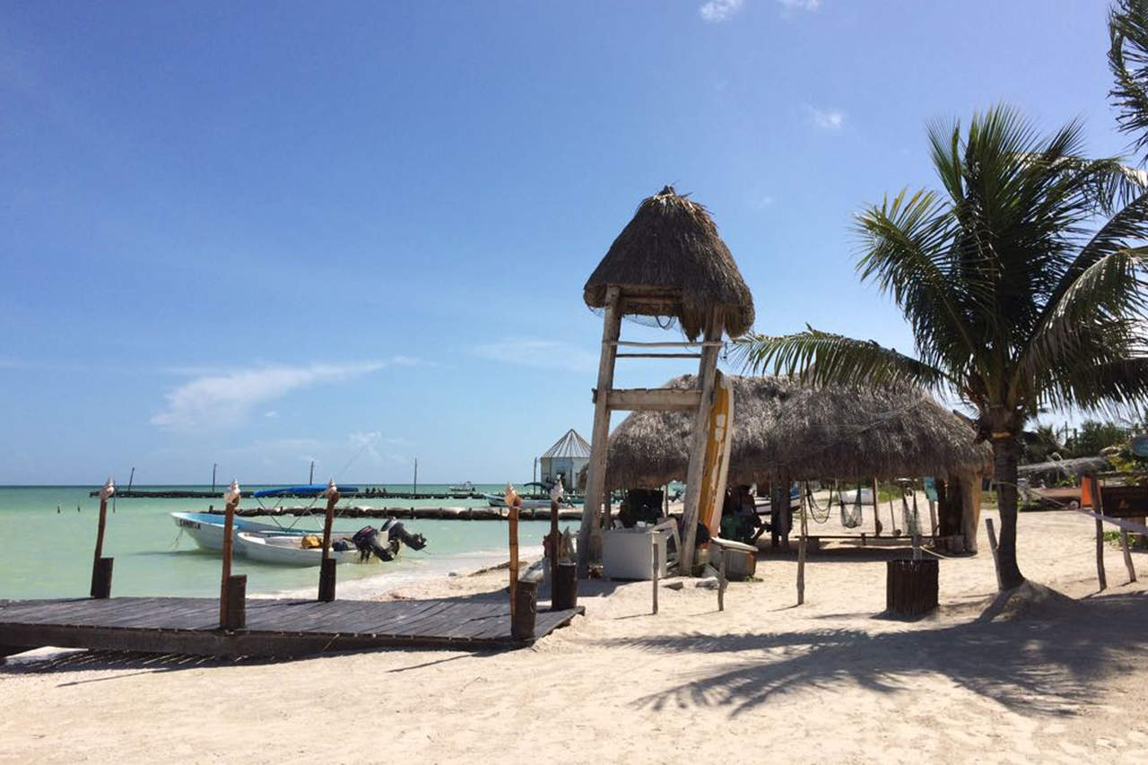 Cancún ya es considerado un destino peligroso, por lo que se recomienda evitarlo 'por aumento de balaceras y violencia'. (ARCHIVO)