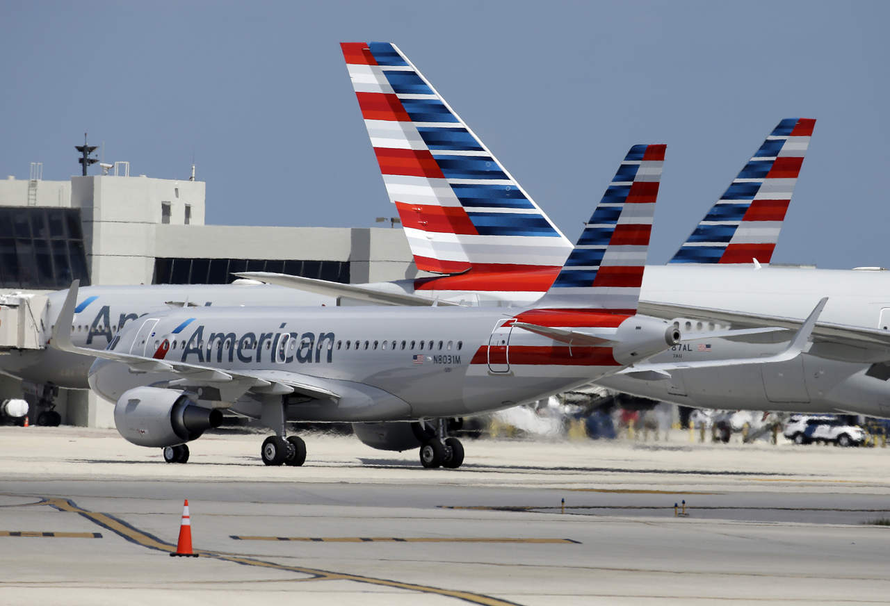 La compañía estadounidense American Airlines cumple 75 años de volar en México. (ARCHIVO)