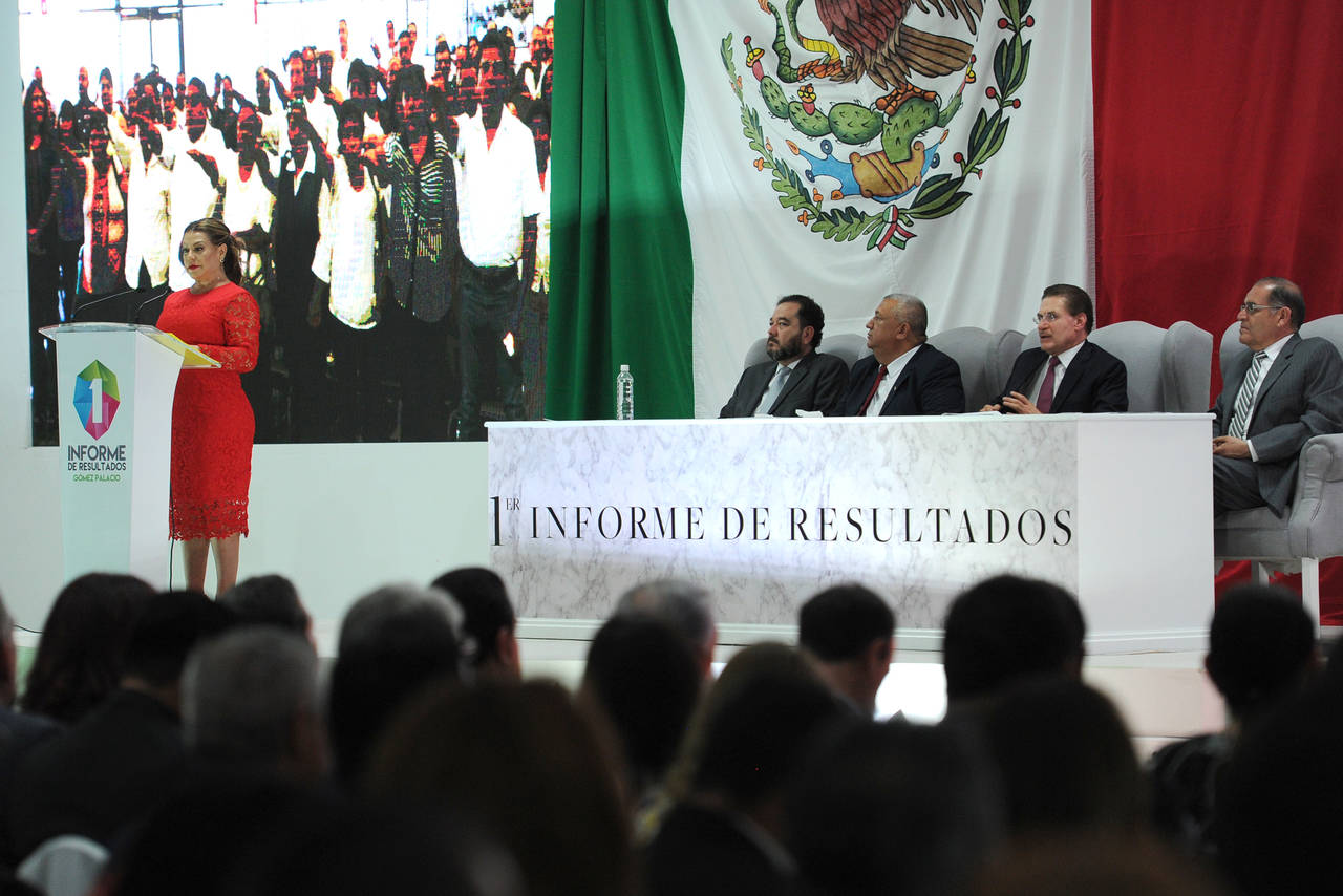 Informe. La alcaldesa Leticia Herrera Ale rindió cuentas de su primer año de gobierno. (RAMÓN SOTOMAYOR)