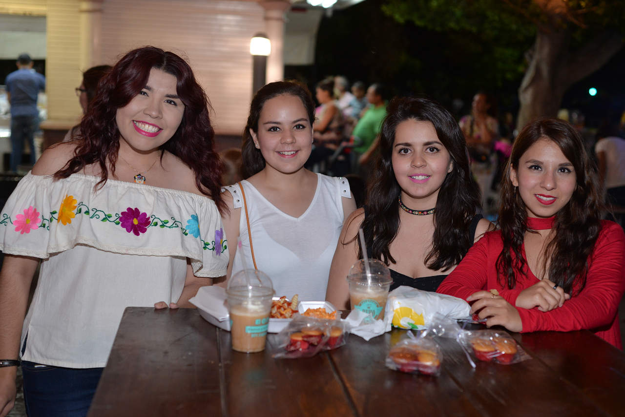 Eréndira, Alejandra, Gabriela y Jessica.
