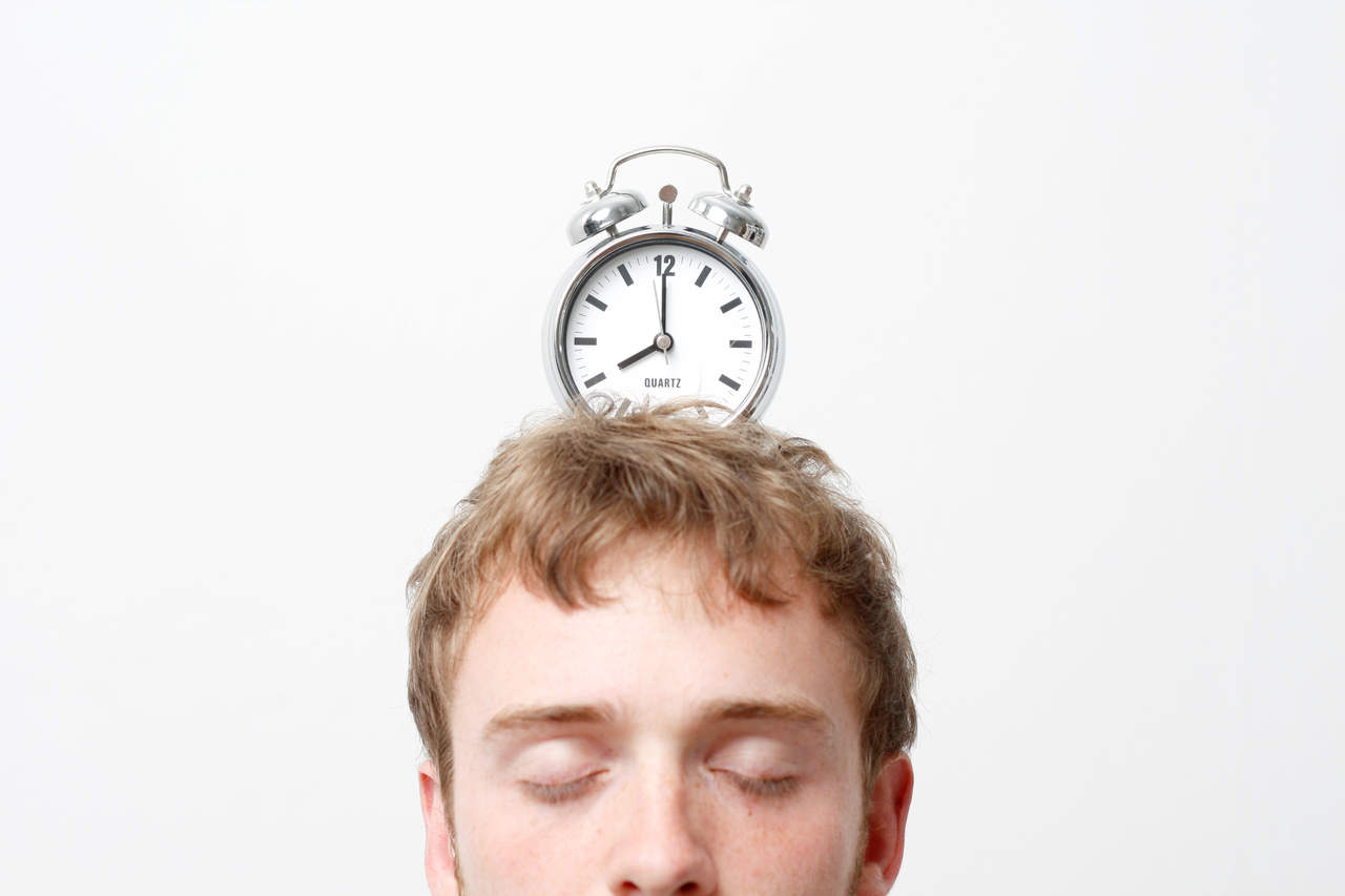 Niños, niñas y adolescentes deben recuperar paulatinamente los horarios establecidos para dormir las nueve o 10 horas que requieren para tener un descanso de calidad. (ARCHIVO)