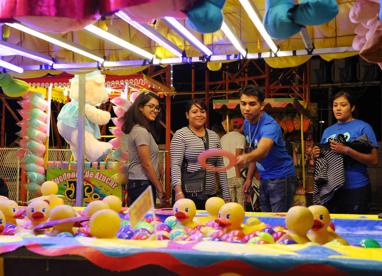Celebración. Ayer quedó inaugurada la edición 71 de la Feria de Torreón. (ÉRICK SOTOMAYOR)