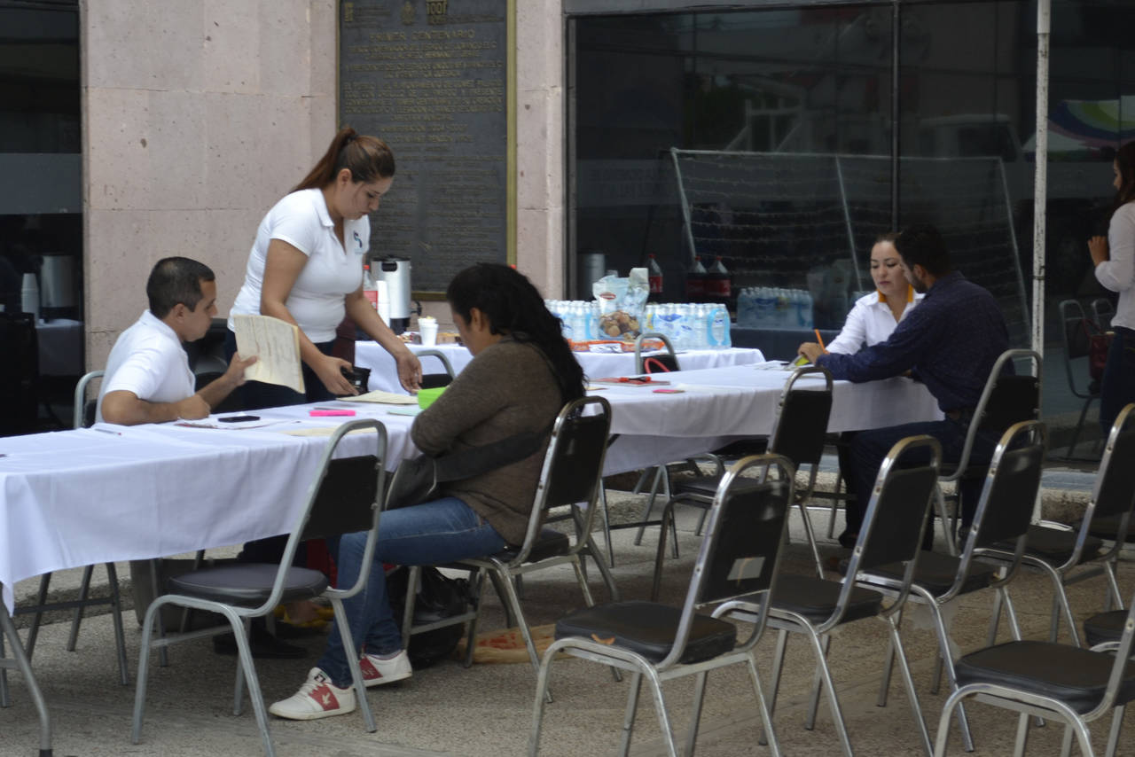 Oportunidades. Vinculan directamente a buscadores de empleo con empresa de la industria de lácteos que oferta 250 vacantes. (EL SIGLO DE TORREÓN)