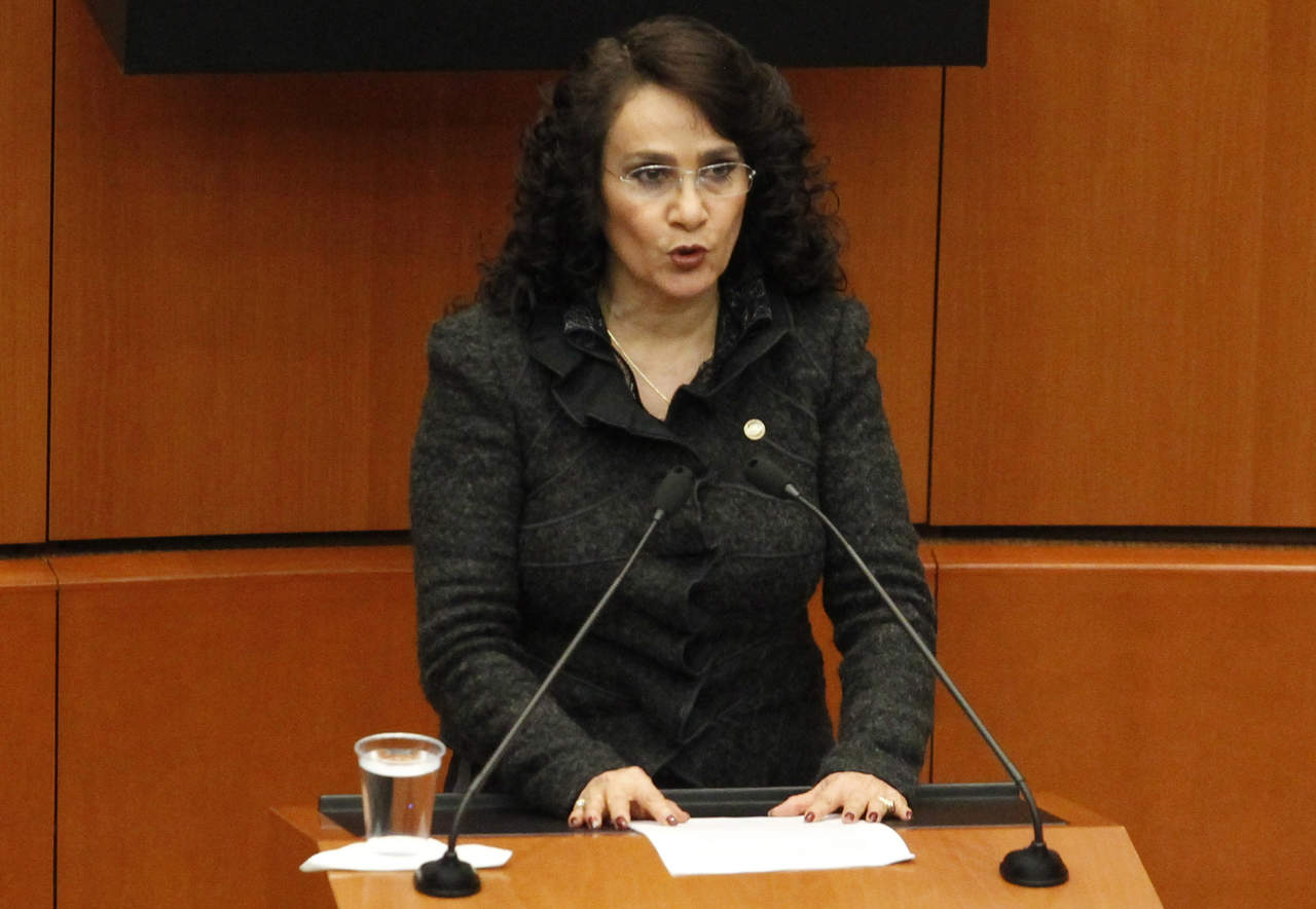 La renuncia de la senadora Padierna se registra luego de que el Movimiento Nacional por la Esperanza (MNE) votara a favor de apoyar a Morena en el 2018. (ARCHIVO)