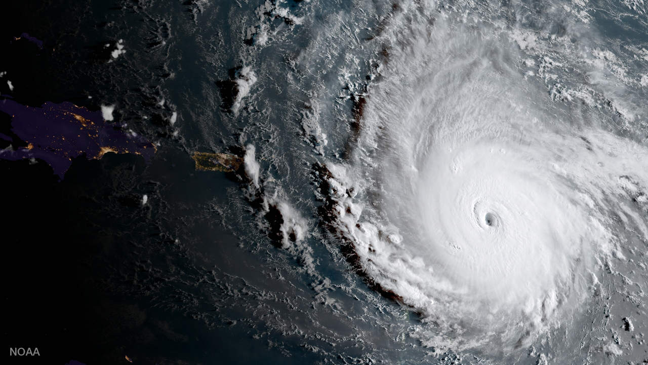  'Irma' es 'uno de los huracanes más intensos en toda la historia', escribió el meteorólogo John Morales en su cuenta de Twitter. (AP)