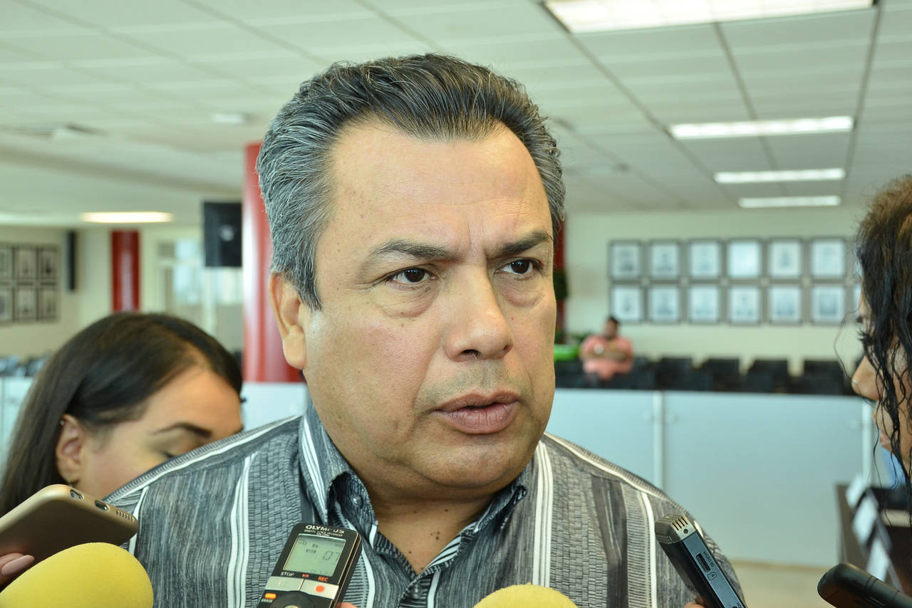 'Más mermaría la seguridad si tenemos personal que no está apto para realizar sus funciones policiacas”. JORGE LUIS MORÁN, Alcalde de Torreón.