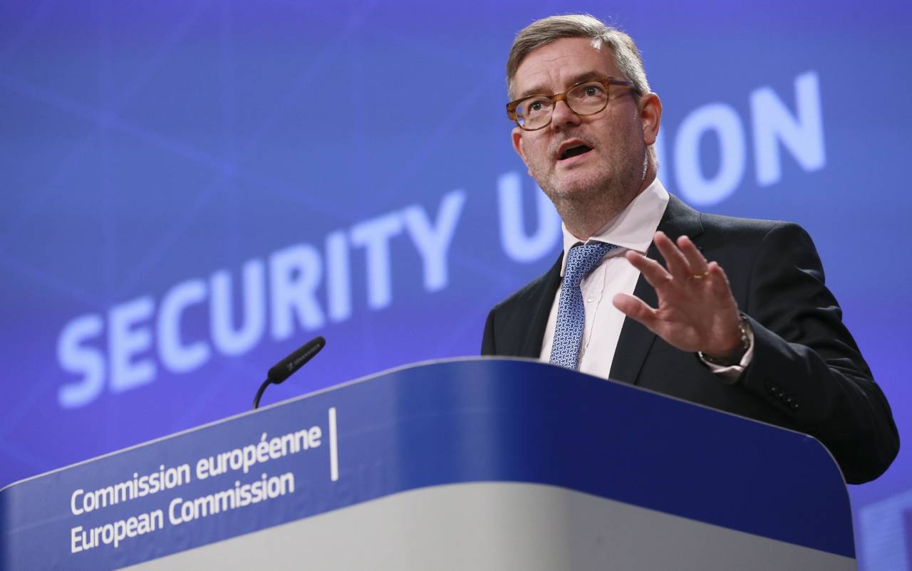 Riesgo. El comisario europeo de Seguridad alertó sobre un riesgo real de un nuevo flujo de fondos para el terrorismo. (EFE)