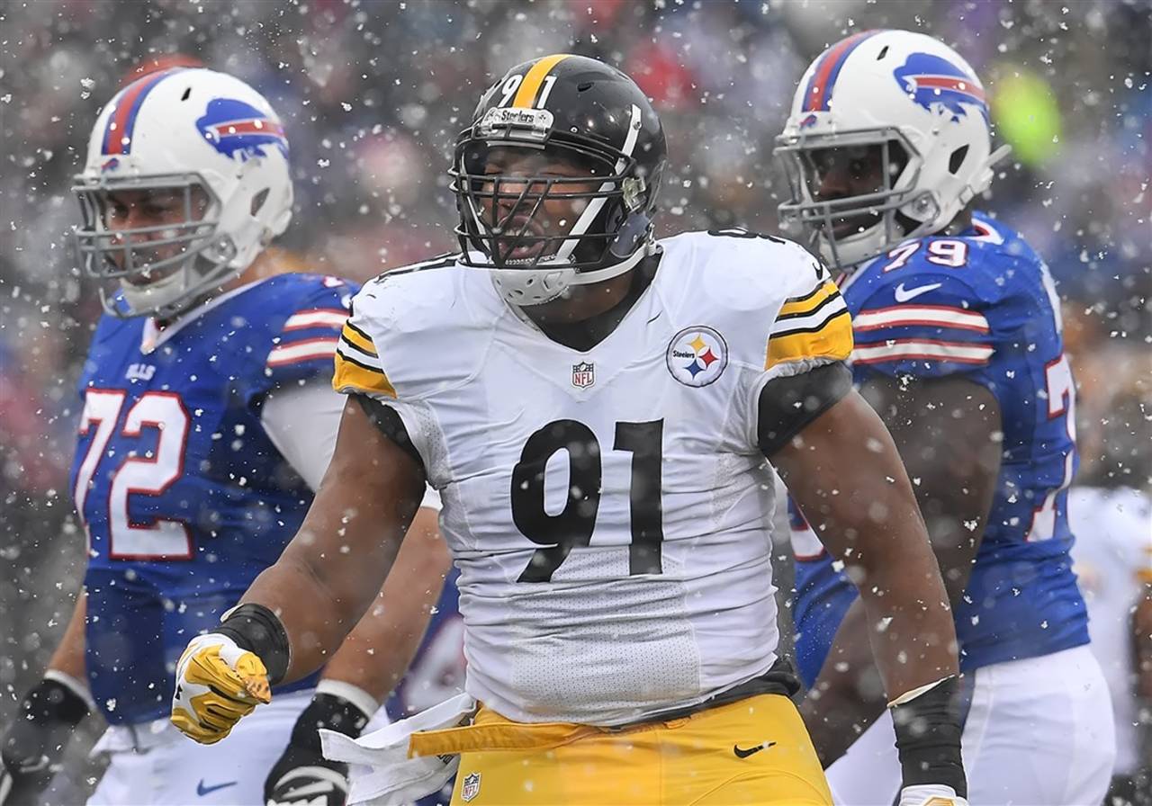 Tuitt renovó hasta 2022 con los Steelers de Pittsburgh. Extienden contrato de Tuitt