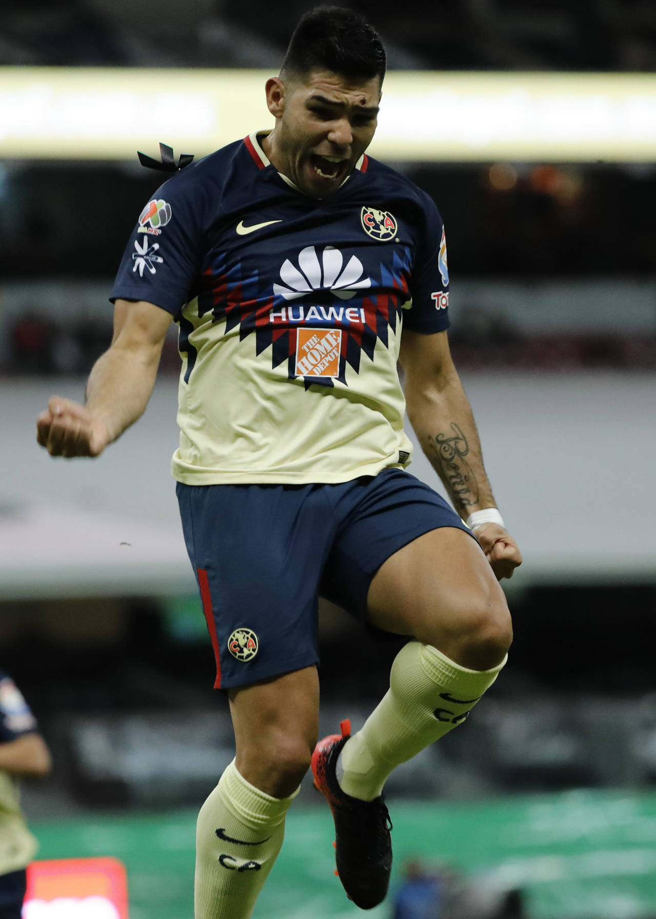 Silvio Romero anotó los dos goles del América en la victoria 2-0 sobre el Veracruz. 