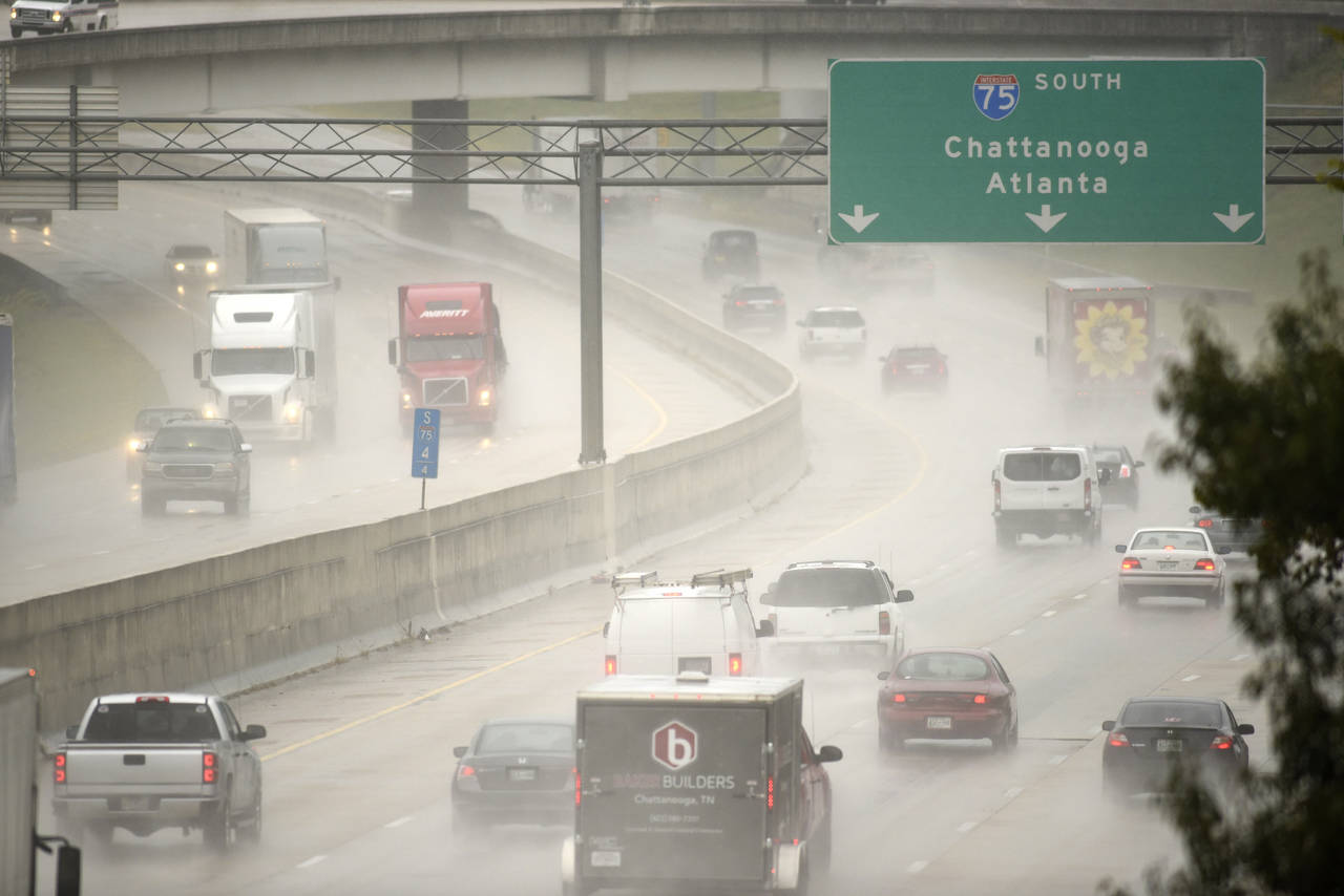 Avance. Irma siguió su curso rumbo a Georgia y otros estados del suroeste de Estados Unidos. (AP)