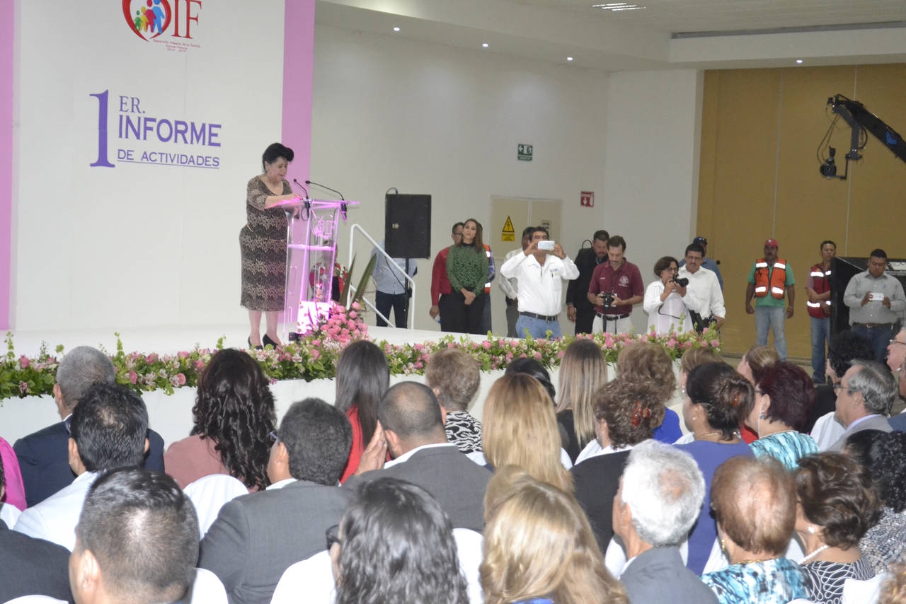 Resultados. La presidenta del DIF Gómez Palacio, Vilma Ale dio a conocer su primer informe.(EL SIGLO DE TORREÓN)