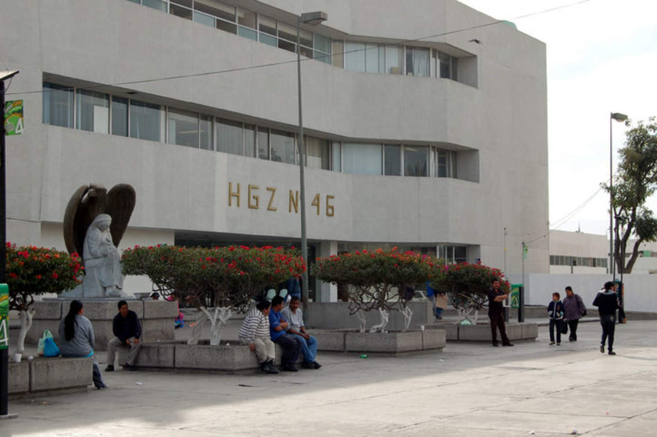 La familia fue trasladada al nosocomio numero 46 del IMSS en Gómez Palacio. (ARCHIVO)