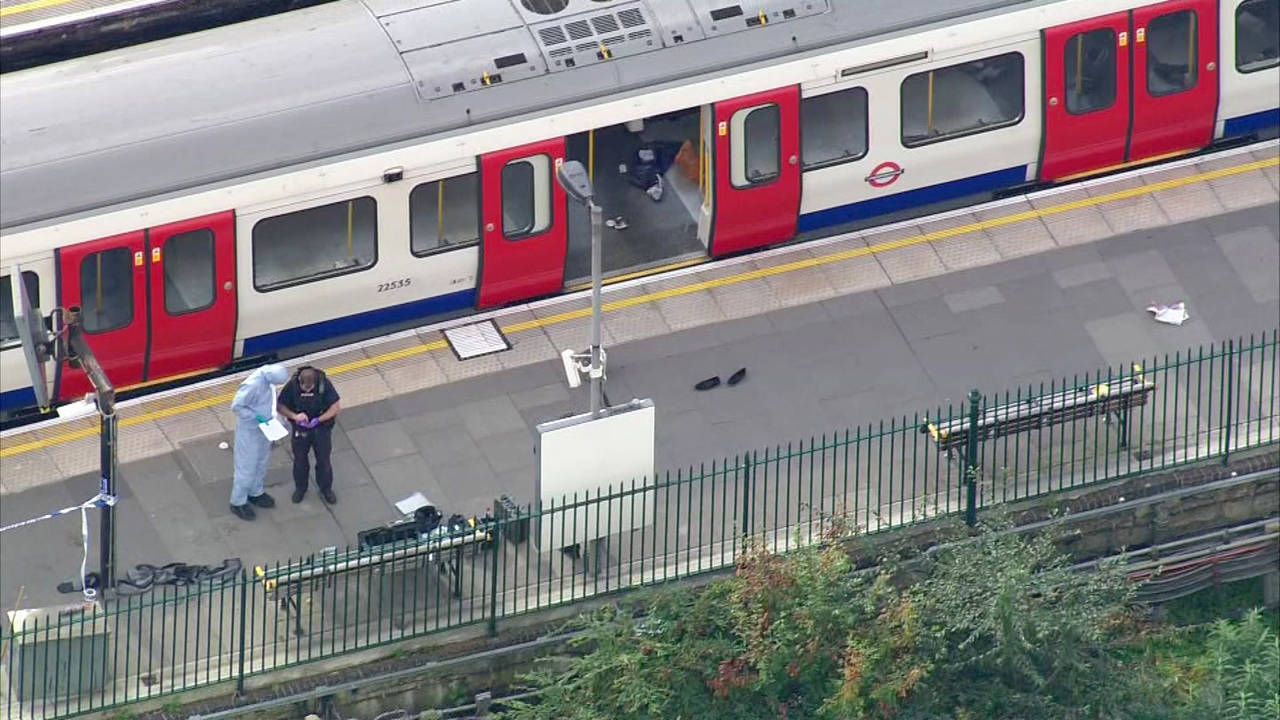 Estalla bomba casera en el metro de Londres