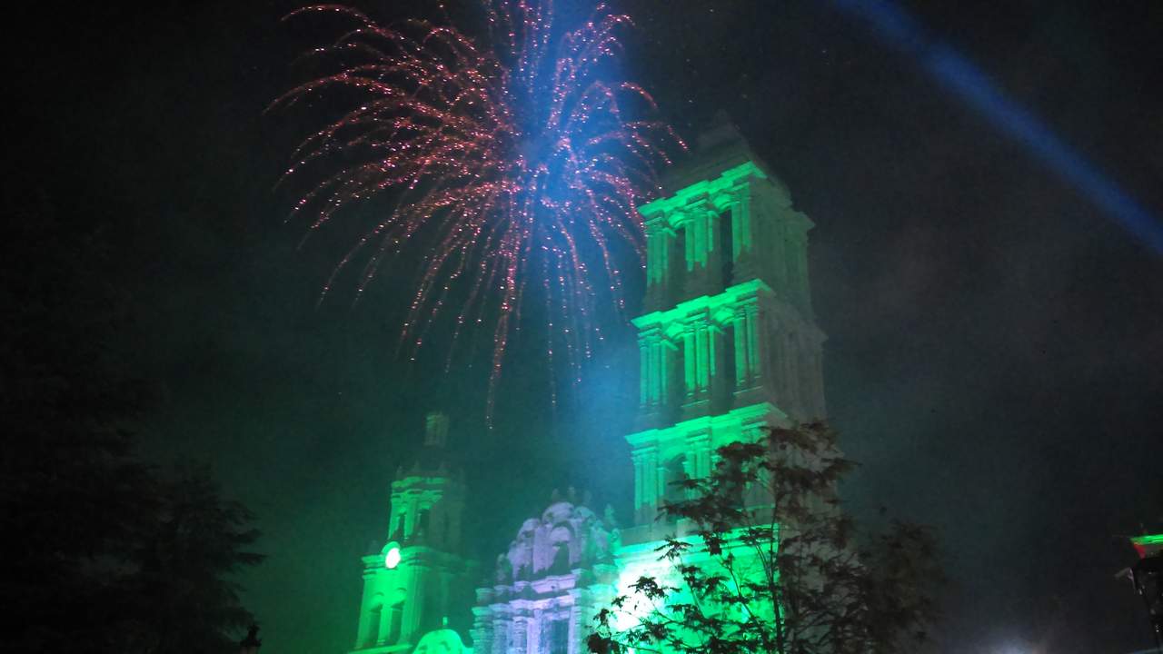 Saltillo realiza mega festejo por 207 aniversario de Independencia
