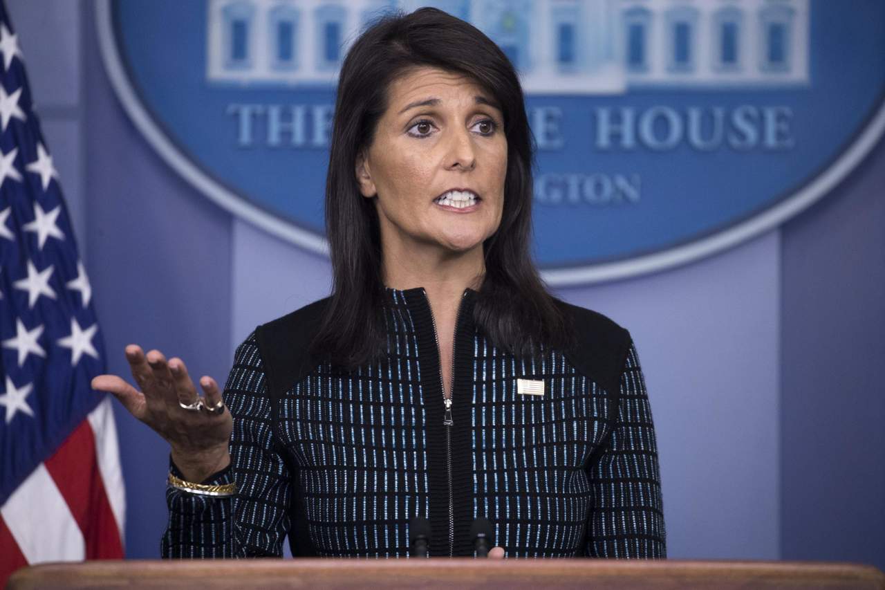 Deseo. Nikki Haley afirmó que sería “perfectamente feliz” al ceder el tema de Norcorea al secretario de Defensa, James Mattis. (EFE)