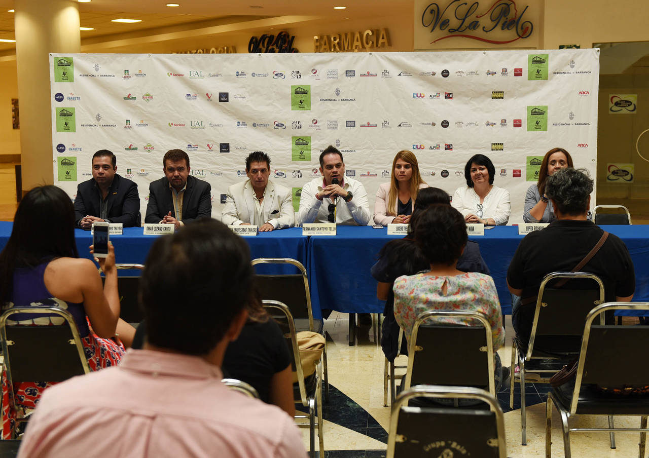 Encuentro. El Festival Nacional de Cine Torreón arrancará hoy con la exhibición de El Vigilante en Plaza Cuatro Caminos.