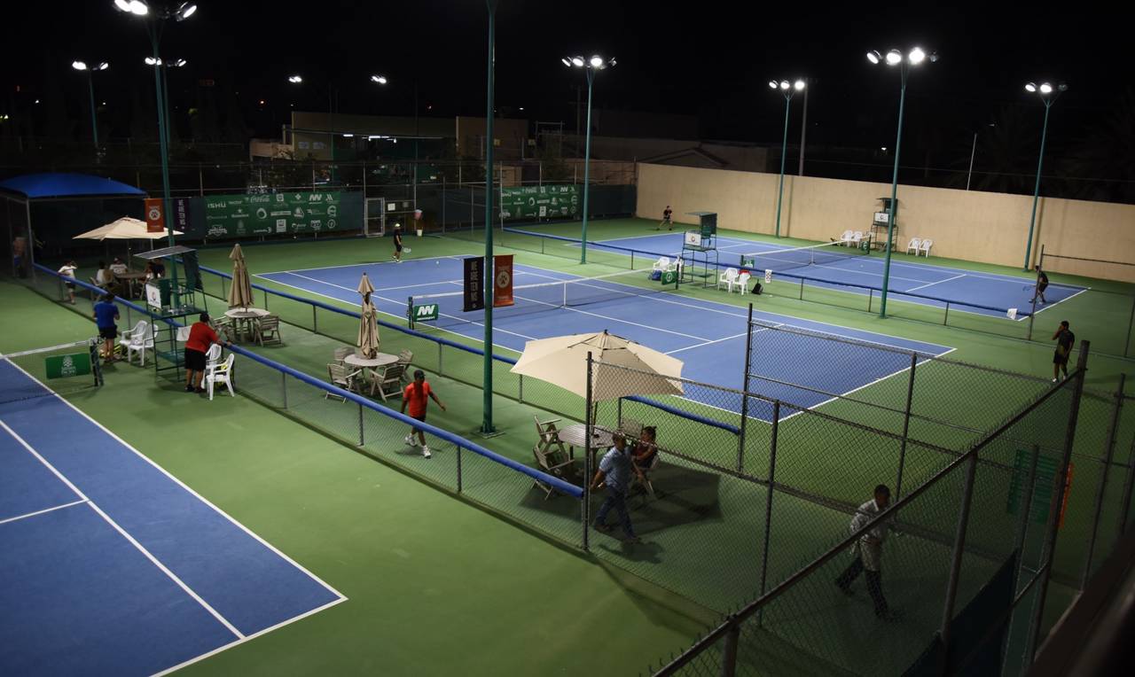 Las canchas del Campestre Torreón tendrán acción con el tradicional torneo de tenis. (Jesús Galindo)