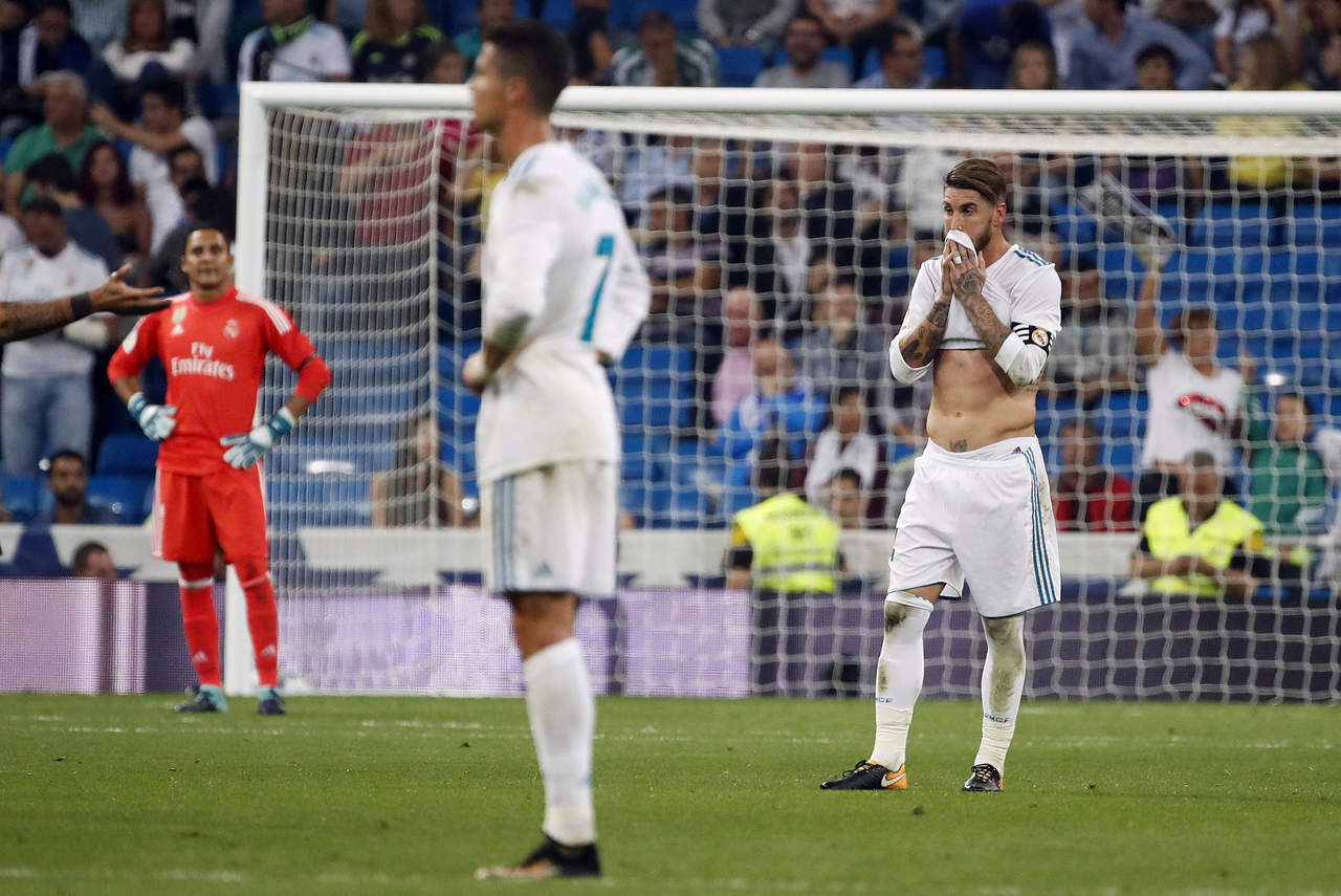 Real Madrid cayó en casa 1-0 ante el Betis de Andrés Guardado. (EFE)
