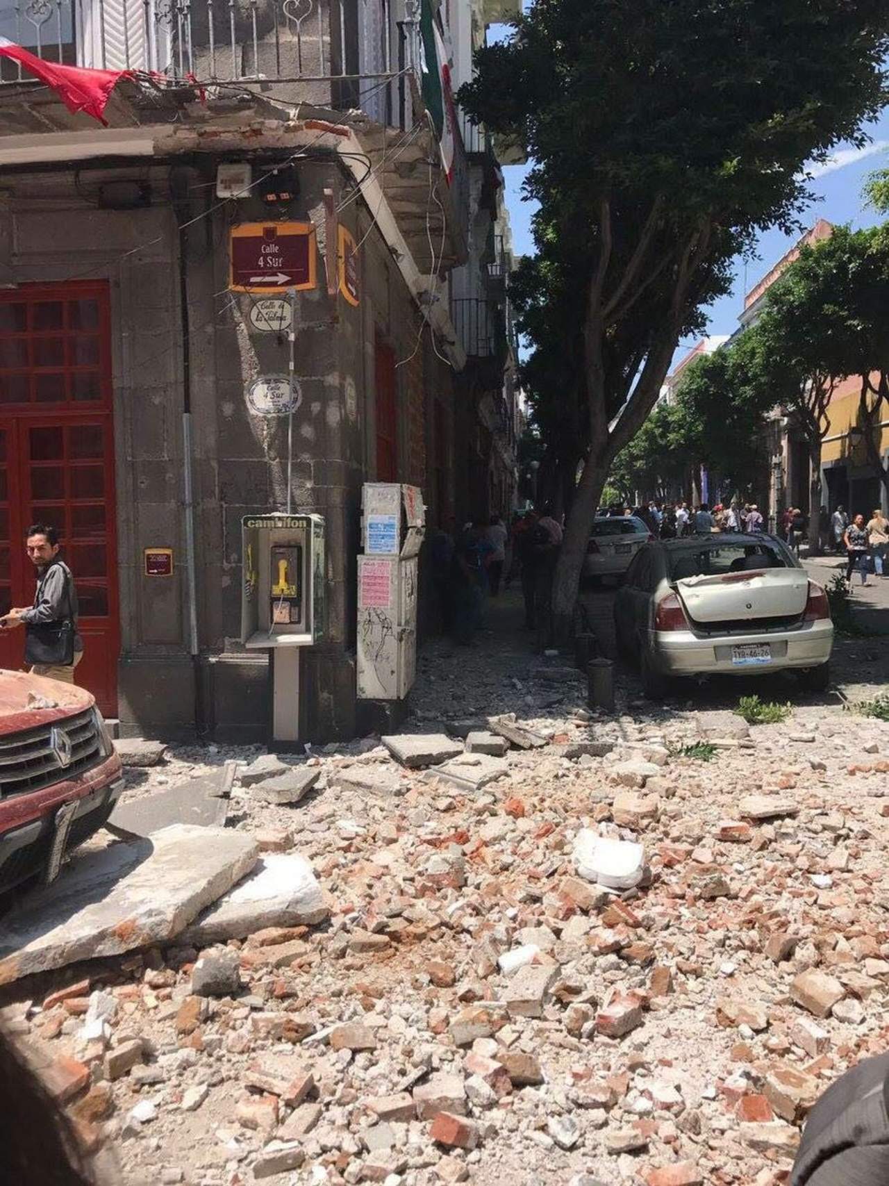 El sismo dejó daños en la infraestructura en Puebla. (GABY CAMPANO) 