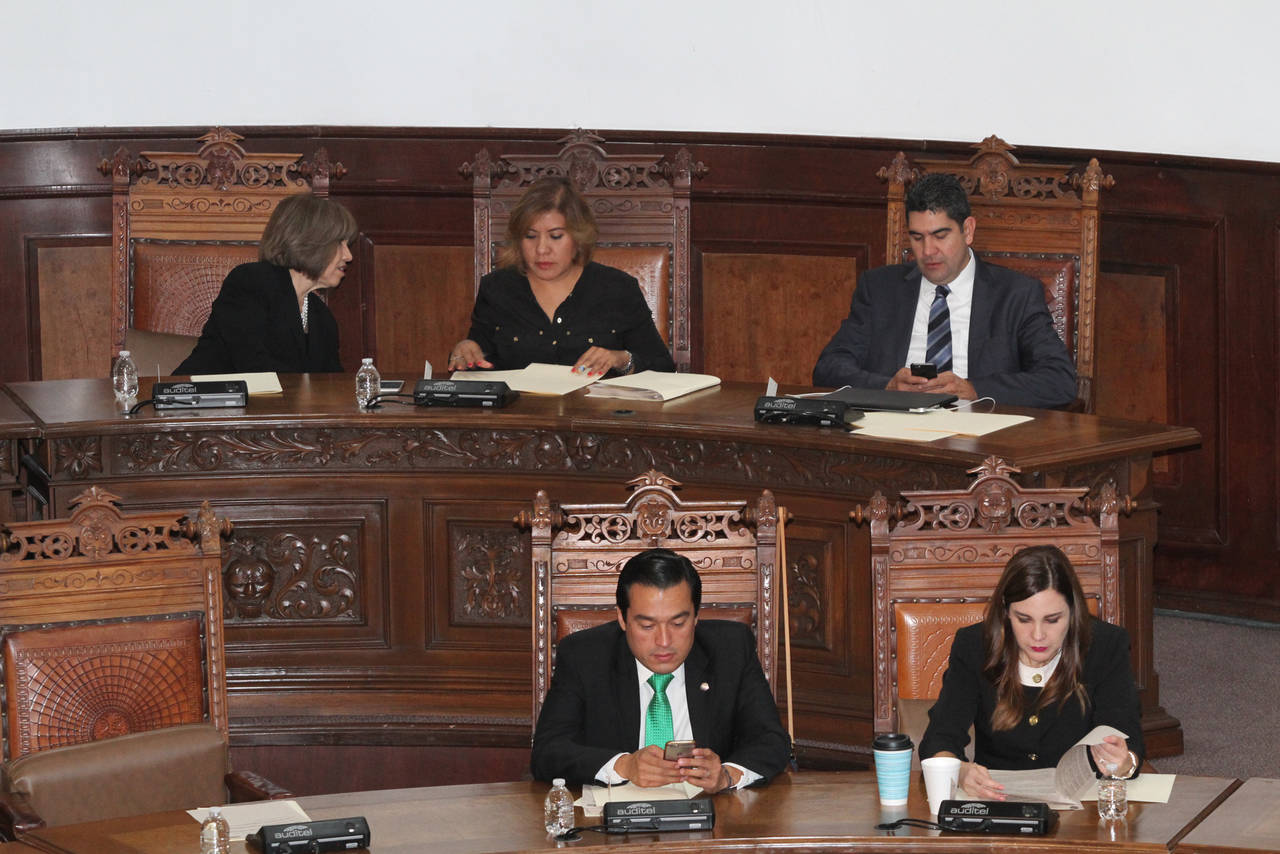 Unidos. Los diputados electos de PAN y UDC se comprometieron a dar continuidad y mantener el diálogo permanente con la Alianza Anticorrupción Coahuila.