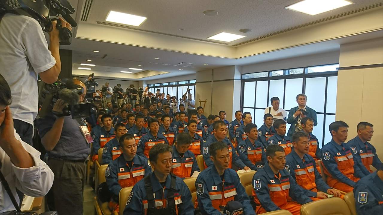 Japón, un país constantemente afectado por sismos, envió a México un grupo de 72 brigadistas especializados. (EL UNIVERSAL)
