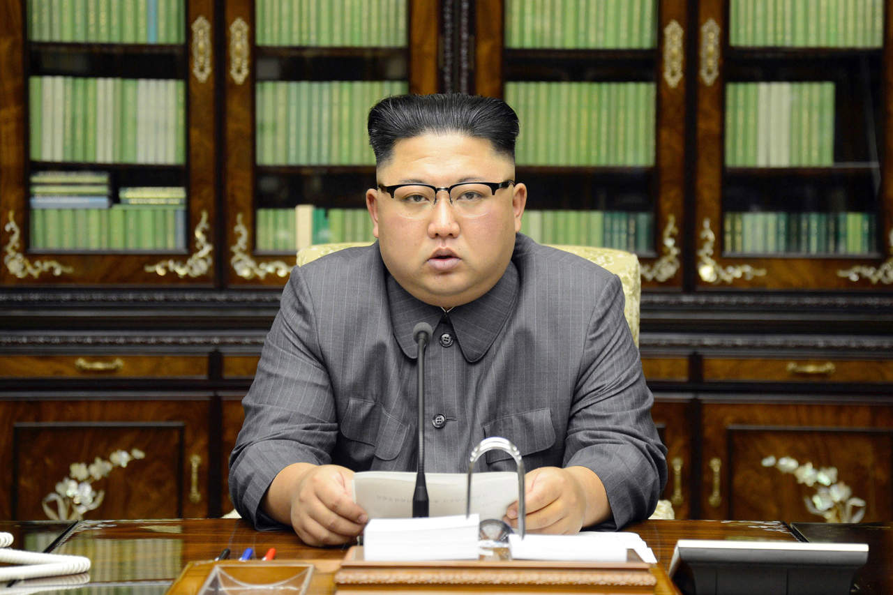 Sobre Trump. ‘Domesticaré con fuego al viejo chocho estadounidense’, dijo el líder norcoreano. (AP)