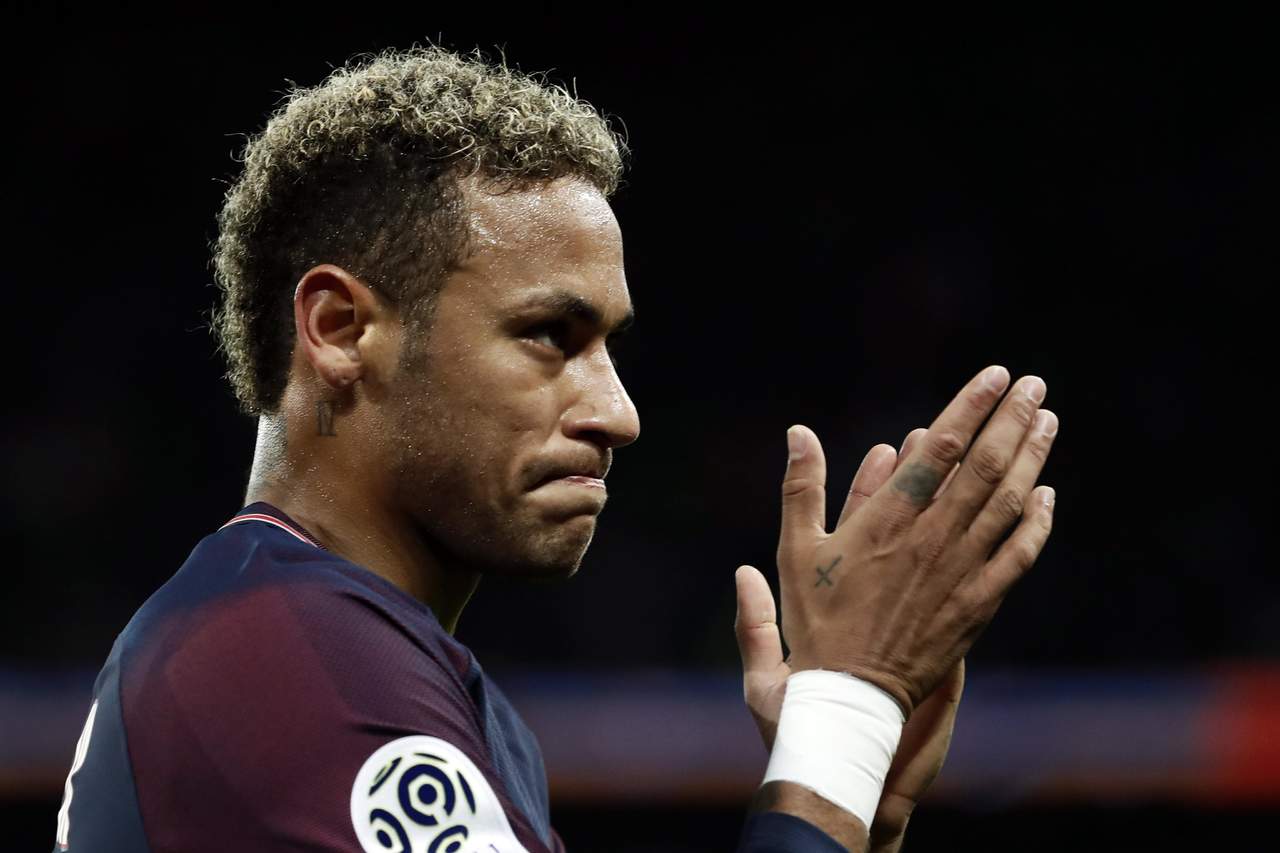Neymar, de 25 años, está en el centro de la polémica por su disputa con el uruguayo Edinson Cavani. 