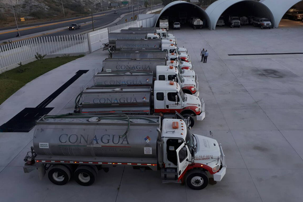 Ayuda. Conagua envió 13 pipas vacías rumbo al Estado de México donde serán distribuidas. (EL SIGLO DE TORREÓN)