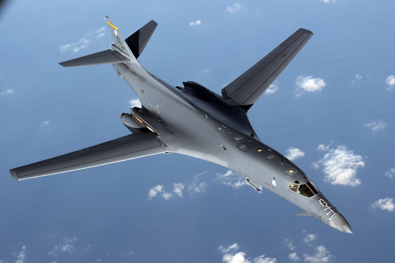 Respuesta. Norcorea podría derribar cualquier bombardero B1-B Lancer que pase por su área. (AP)