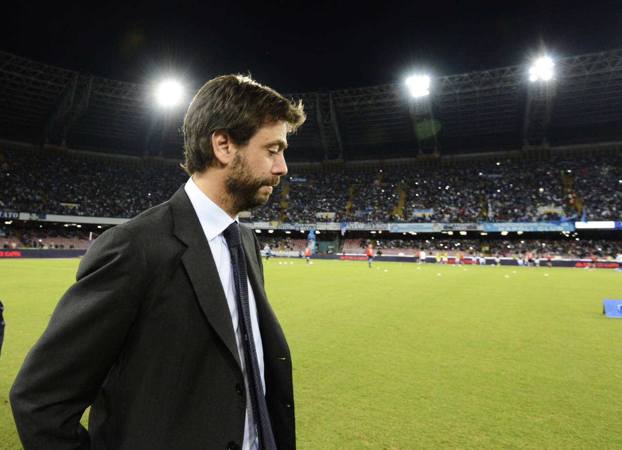 El presidente del Juventus, Andrea Agnelli, fue inhabilitado de 'actividades relevantes de la directiva del club'.