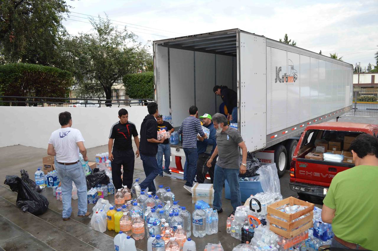 Ayuda. La UAdeC a través de sus Unidades Norte, Saltillo y Torreón ha entregado al DIF-Coahuila 22 toneladas para los damnificados de los recientes sismos ocurridos en el sur del país.