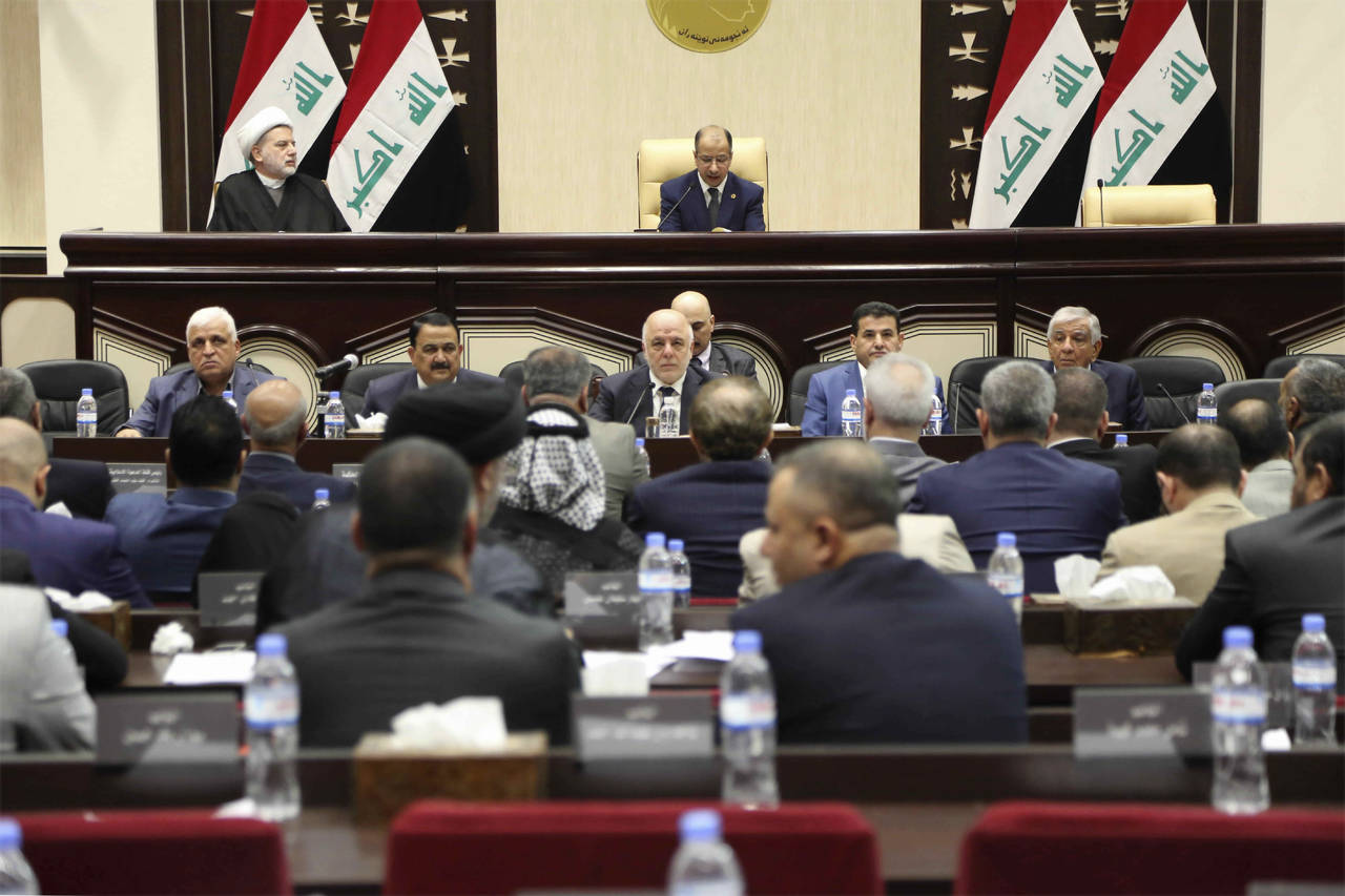 Medidas. El primer ministro de Irak anunció una serie de medidas que amenazan la economía de Kurdistán. (EFE)