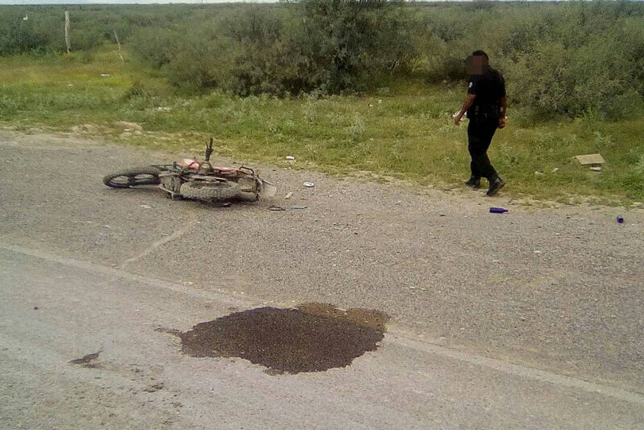Accidente. Muere motociclista al ser arrollado en poblado de Mapimí, el responsable huyó del lugar.