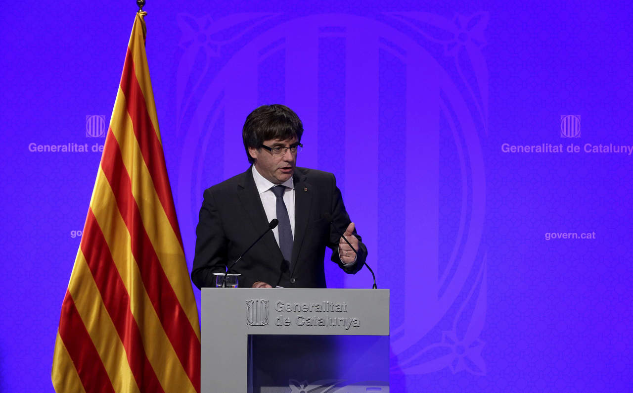 En alerta. Carles Puigdemont advirtió que sería un error si ‘ el gobierno español interviniera para tomar el control’. (EFE)