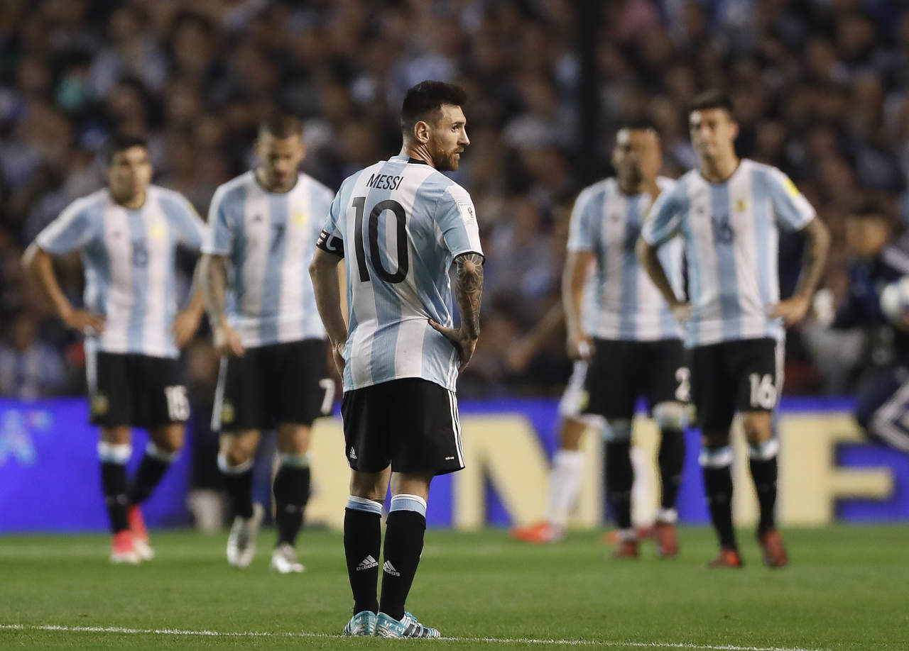 Argentina, con un pie fuera del Mundial