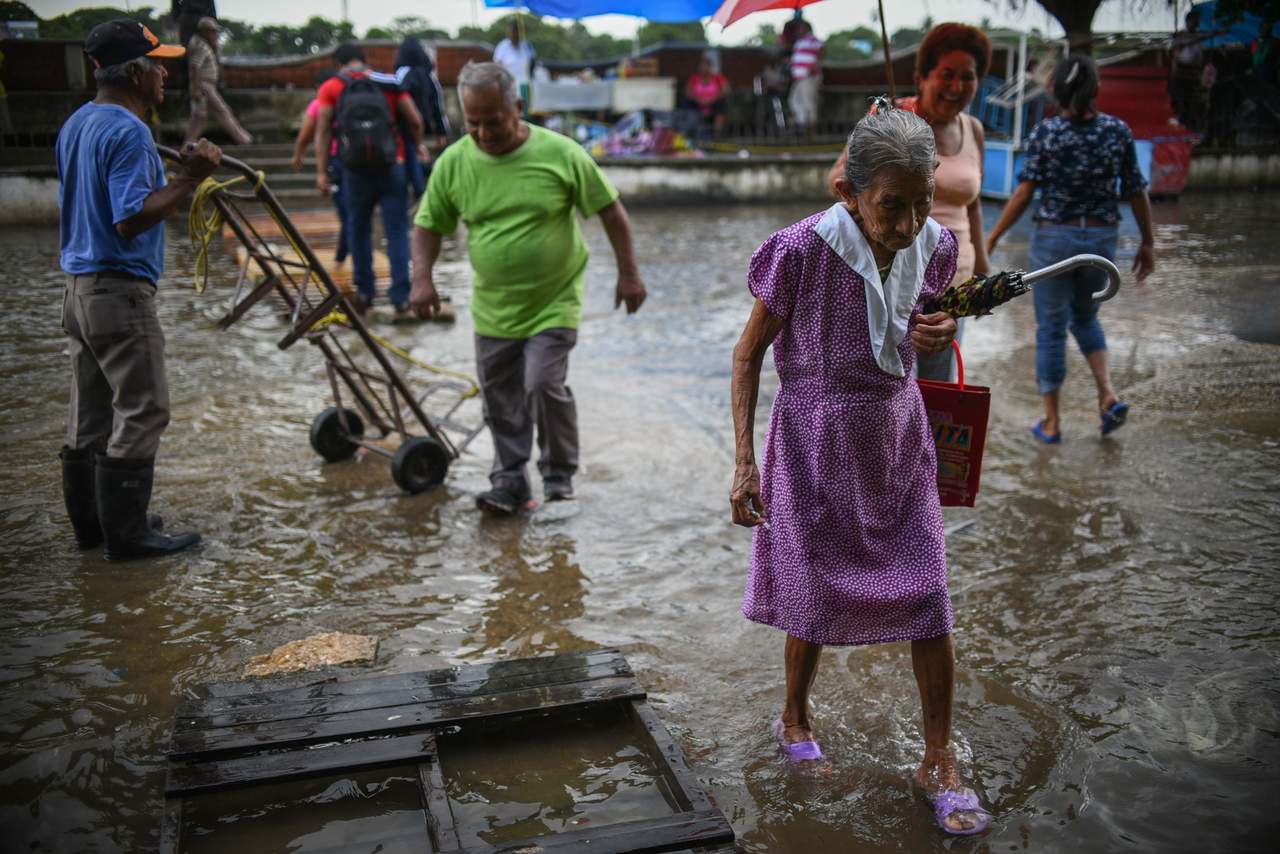 Suman cuatro víctimas a causa de las lluvias provocadas por la tormenta tropical 'Ramón'. (EFE)
