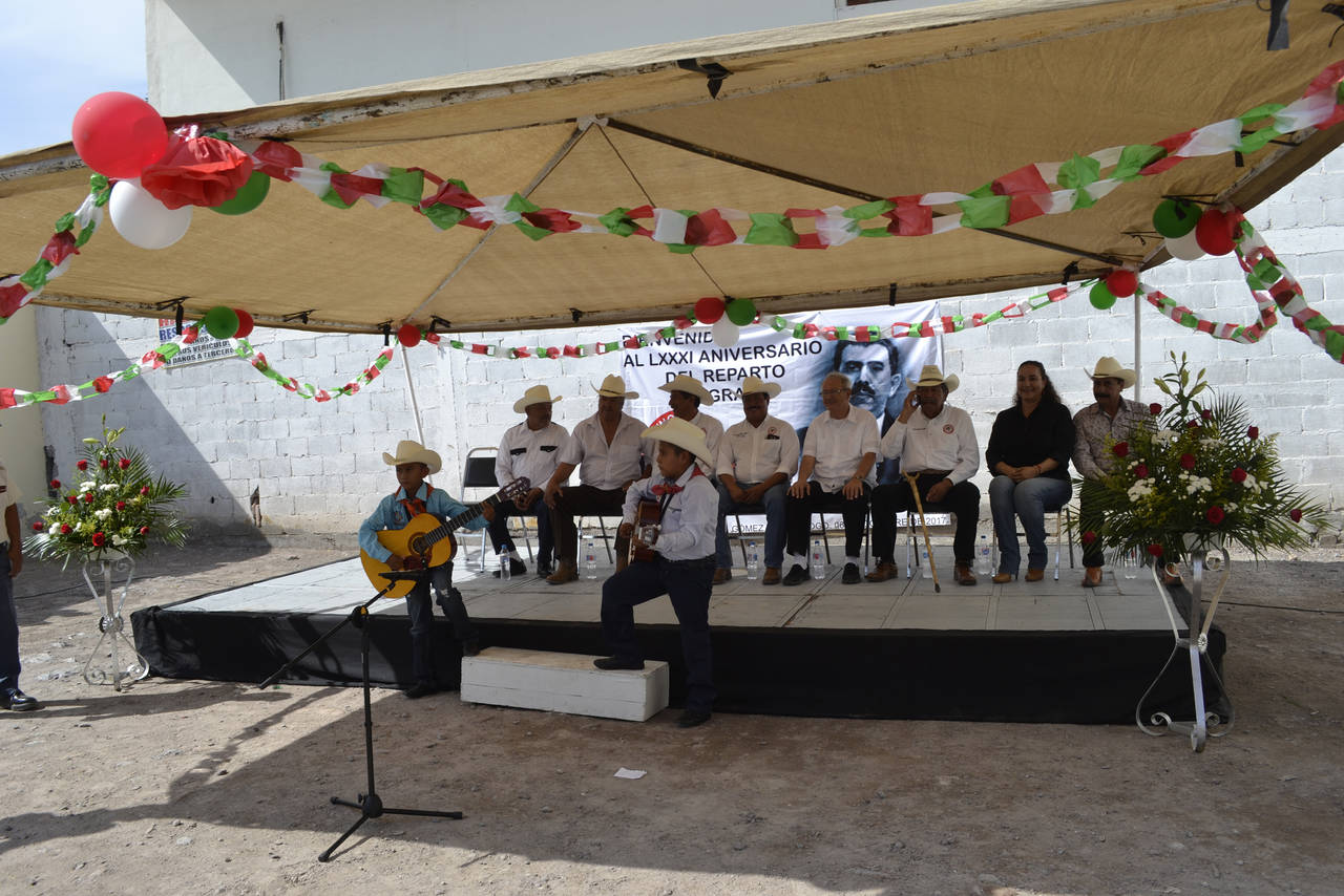 Celebración. La CNC Gómez Palacio, realizó la tradicional conmemoración del 81 aniversario del Reparto Agrario. (EL SIGLO DE TORREÓN)