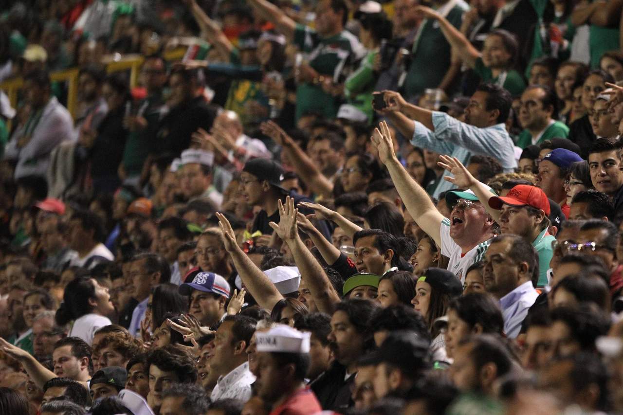 El famoso canto homofóbico no ha podido ser erradicado de los estadios de futbol en México.