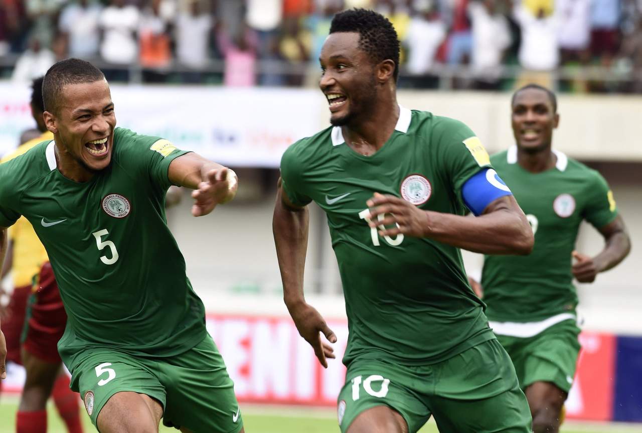 Nigeria derrotó 1-0 a Zambia y asistirá a Rusia 2018. (Especial)