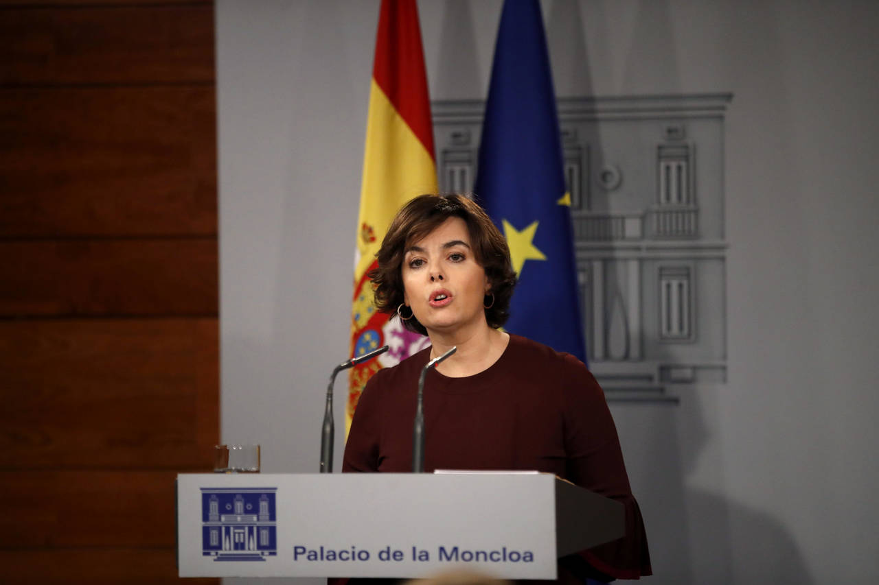 Anuncio.  La vicepresidenta del Gobierno, Soraya Sáenz de Santamaría, durante su comparecencia en Madrid. (EFE)