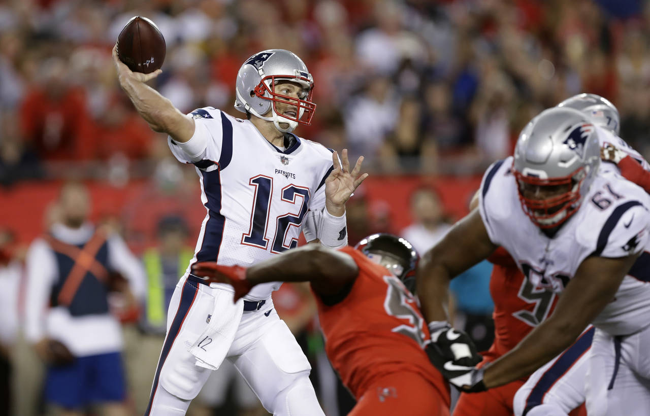 Tom Brady se lesionó en el juego de hace una semana ante Tampa. (AP)
