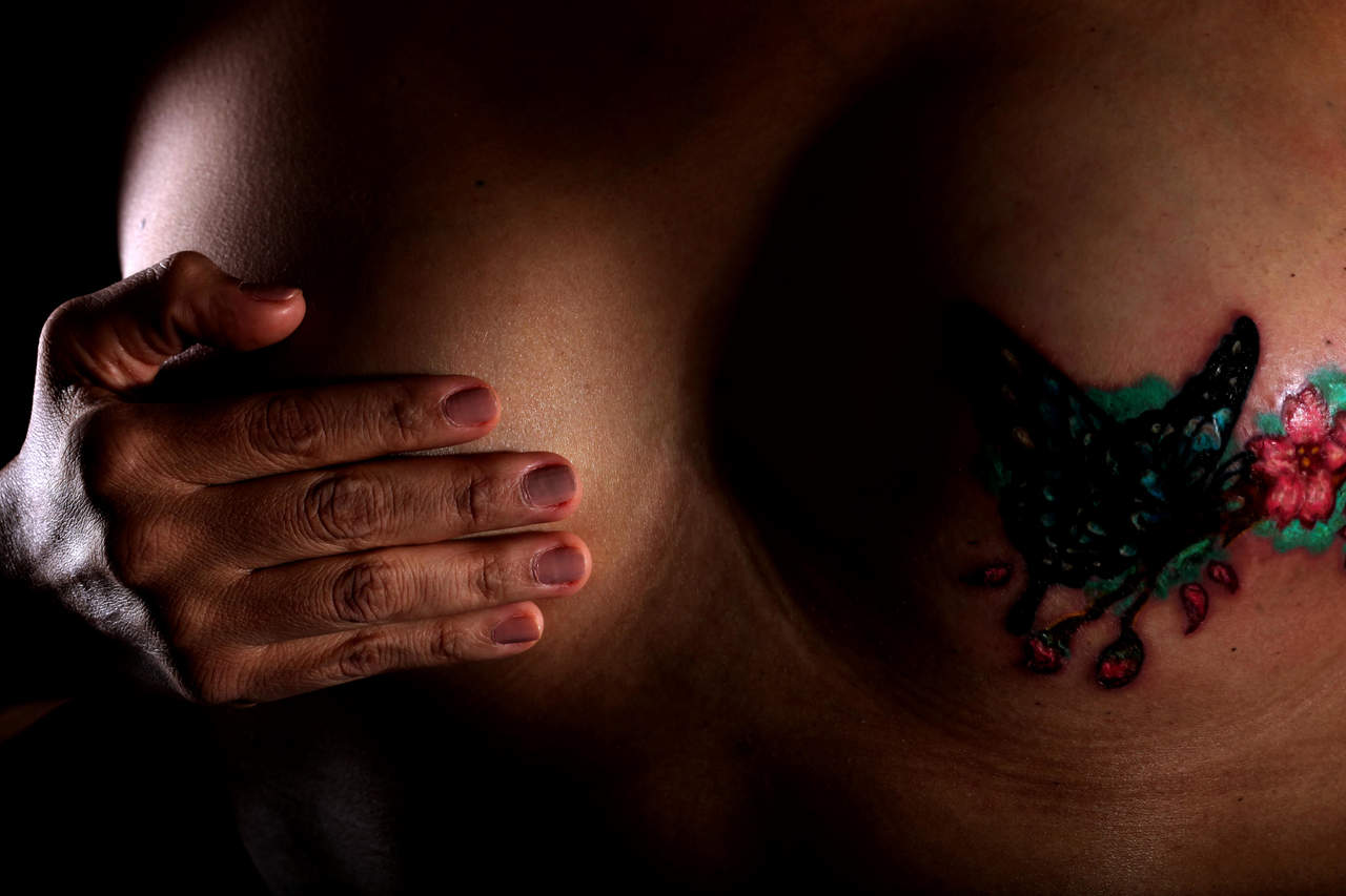 Cada año se registran 13 mil nuevos casos de mujeres con cáncer de mama en México y en mayor proporción en los estados del norte del país, reveló hoy una especialista en la materia. (ARCHIVO)