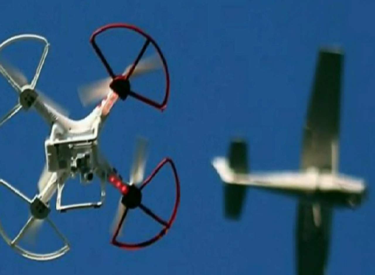Las autoridades comparten su preocupación por el peligro del uso de drones. (INTERNET)