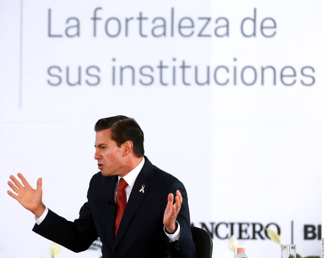 Defensa. El Presidente Enrique Peña insistió en que su gobierno ha realizado, sin precedentes, acciones para combatir la corrupción. (AGENCIA REFORMA)   