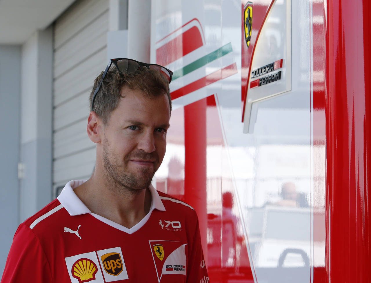 Sebastian Vettel no ha tenido una buena temporada con Ferrari y está a punto de perder el campeonato ante Lewis Hamilton. (AP)
